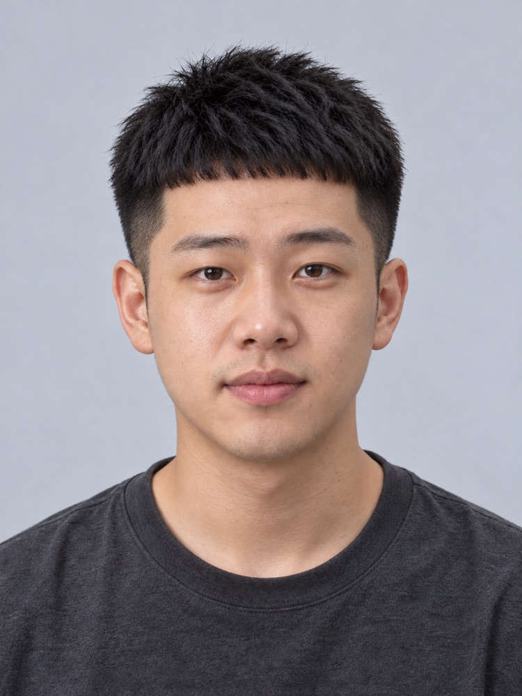 髮質硬・髮量多・27 歲剪栗子頭