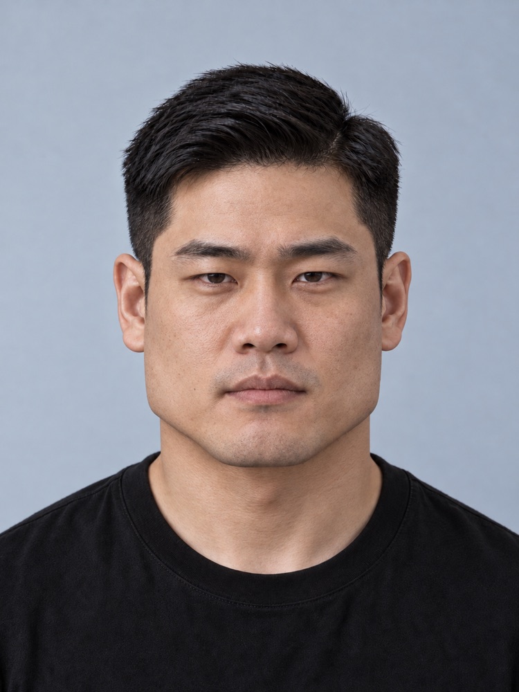 方臉・34 歲剪常春藤頭