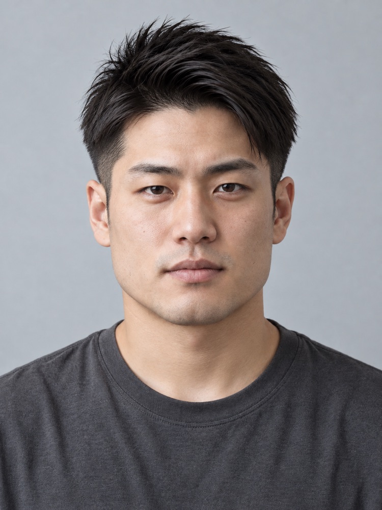 方臉・32 歲剪推高髮型