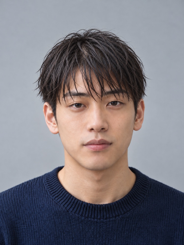 細軟髮・髮量少・26 歲剪束感燙