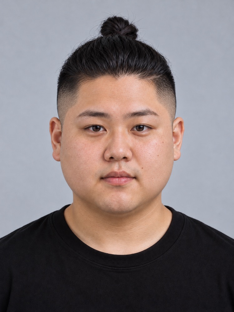 圓臉・23 歲剪武士頭