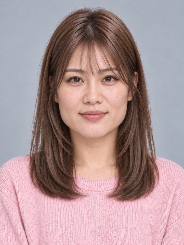 方臉・顴骨高・34 歲剪空氣瀏海