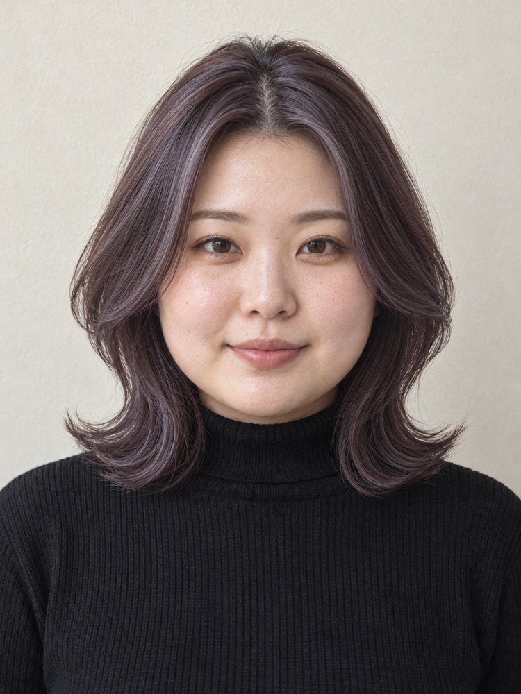 圓臉・25 歲剪收腰髮型