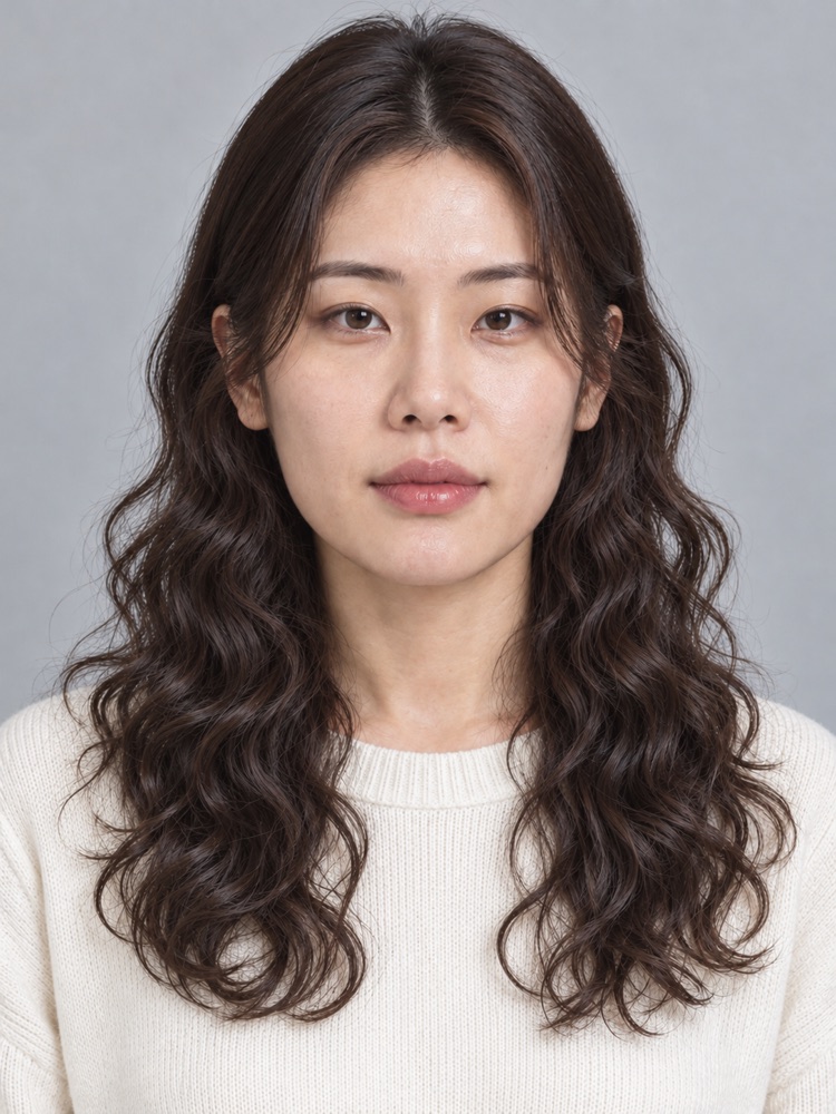 方臉・32 歲剪嬉皮燙