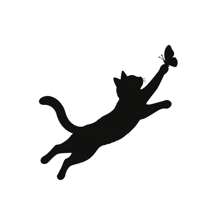 ちょうちょにとびつく猫のシルエットのイラスト（透過PNG）